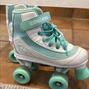 Firestar Kids Roller Skates - White and Green